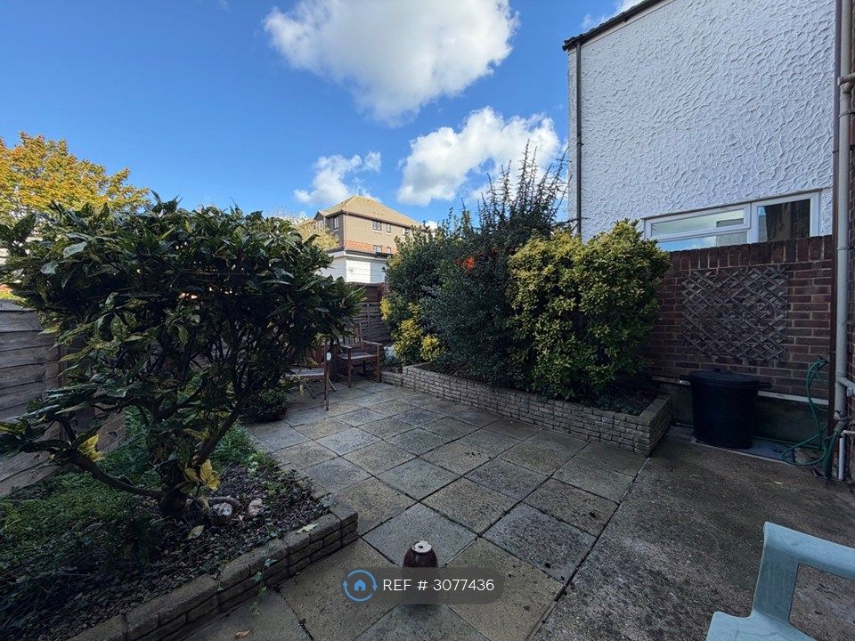 Property photo 3 of 10