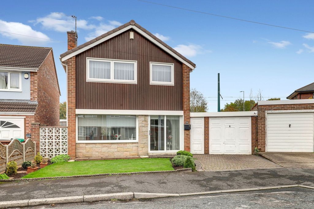 Property photo 1 of 21