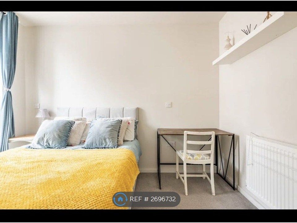 Property photo 3 of 9 Full Furnished To Move In With One Suitcase