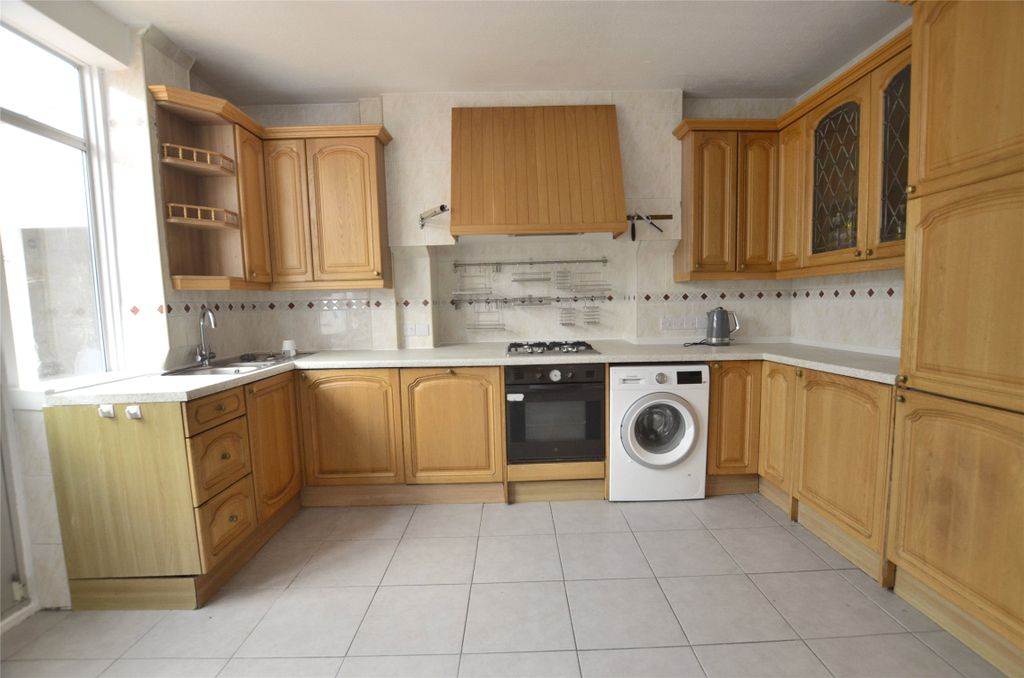 Property photo 2 of 25 Picture No. 20