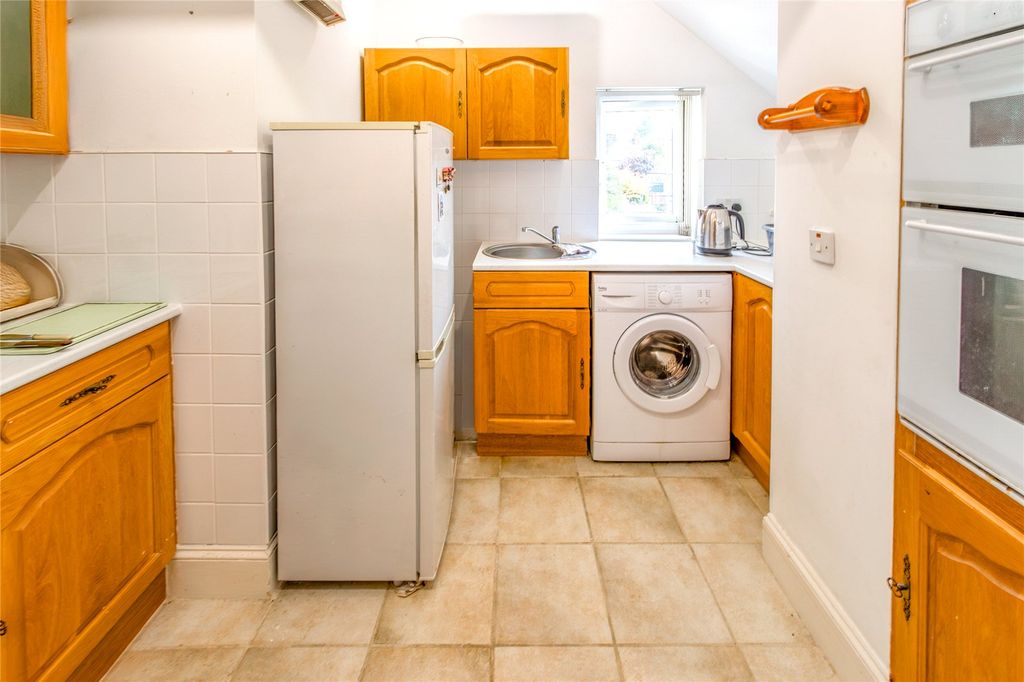 Property photo 3 of 6 Picture No. 02