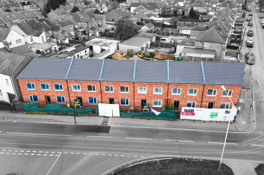 Property photo 2 of 4