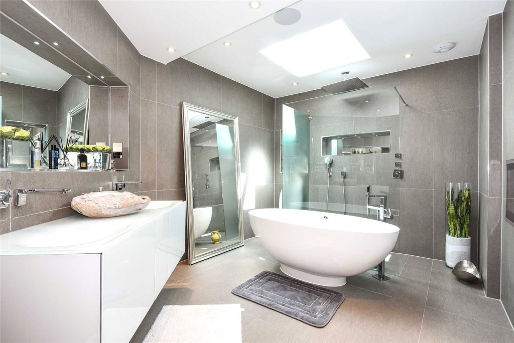 Additional image 9 of 3 bed flat to rentMurano House, 389 Cockfosters Road, Hadley Wood, Hertfordshire EN4