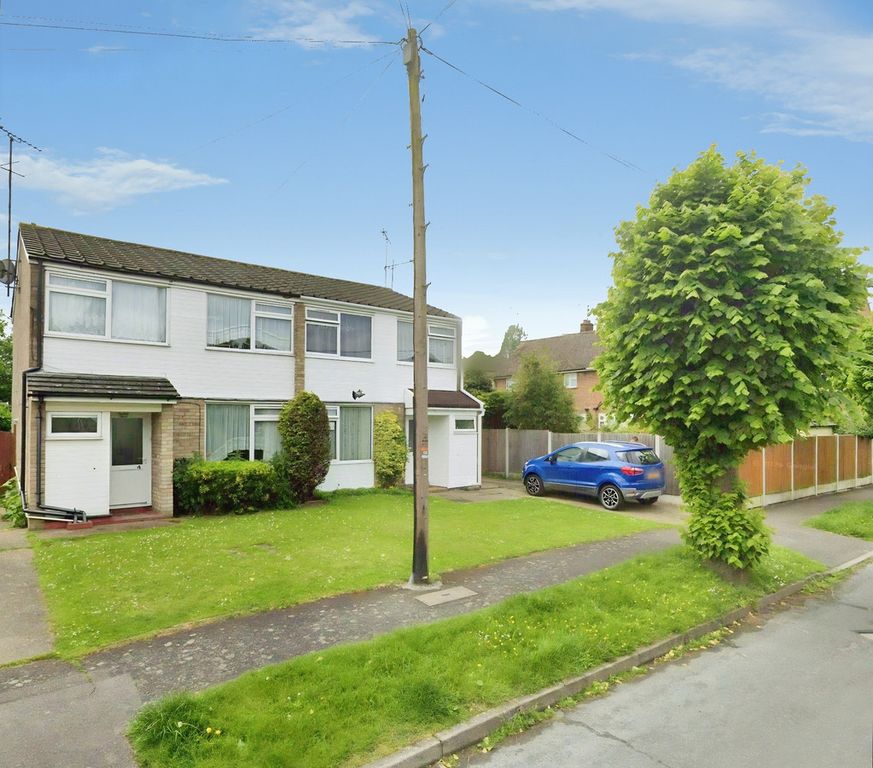 Property photo 1 of 2