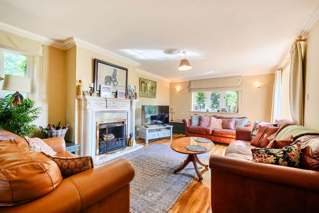 Property photo 3 of 25 1465763 (2)