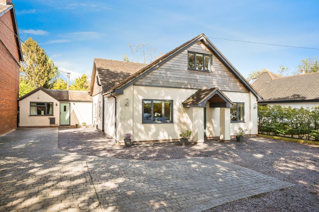 Property photo 1 of 32 Img_4971