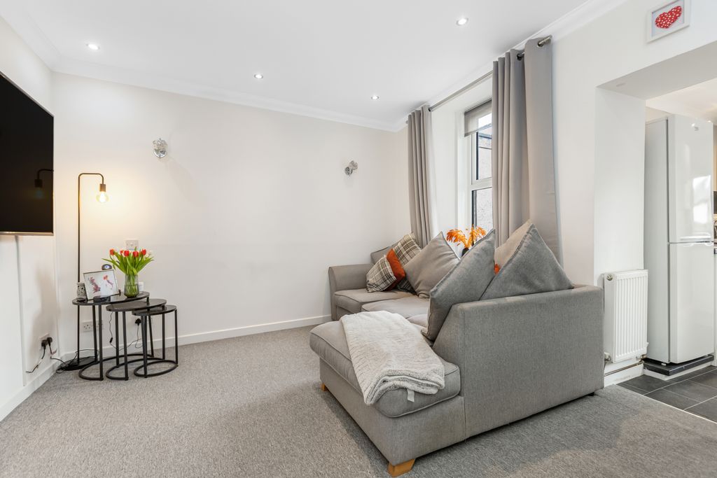 Property photo 2 of 13 Property Image 2