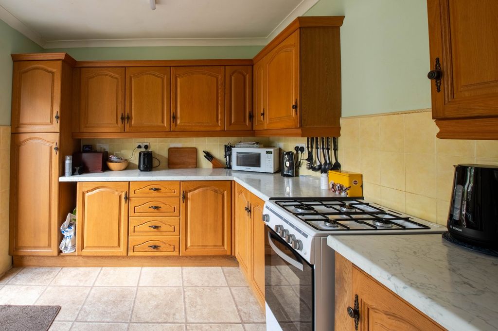 Property photo 2 of 16 Picture No. 09