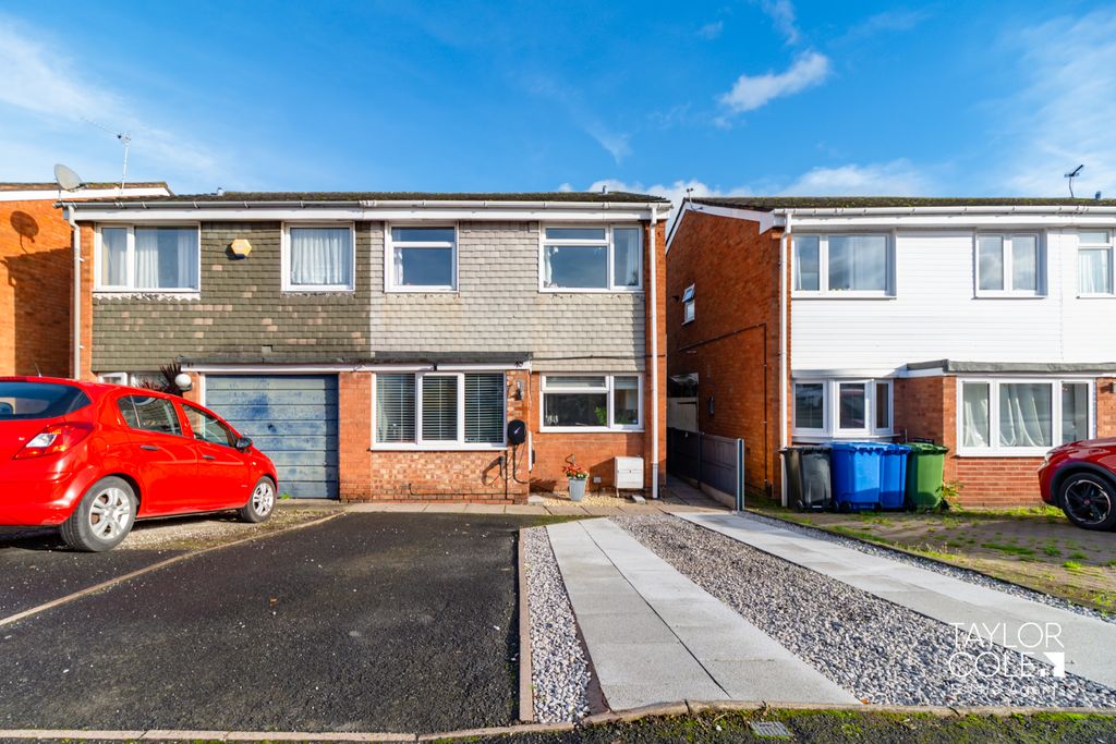 Property photo 1 of 33