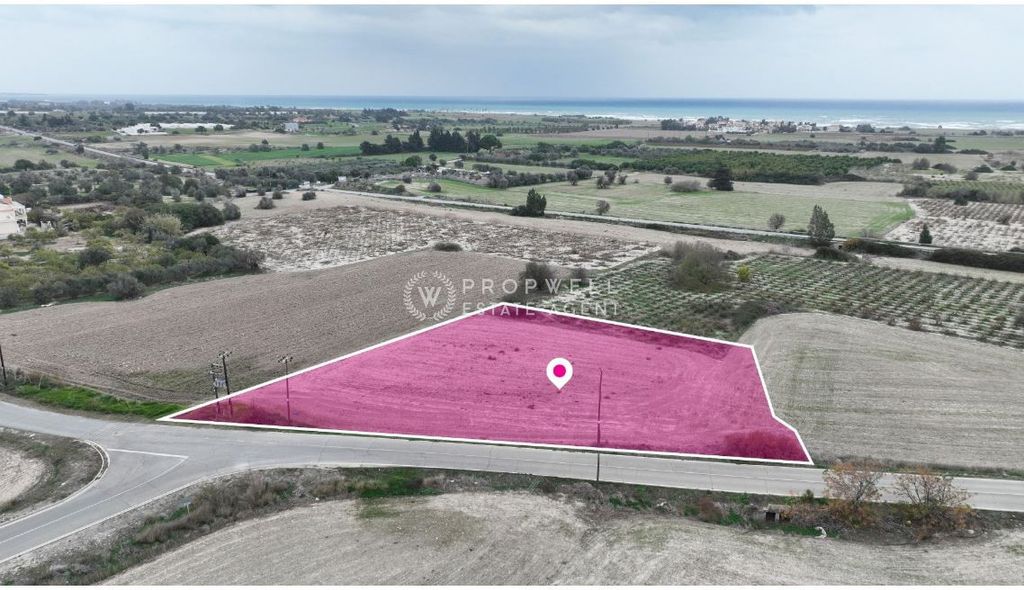 Property photo 1 of 3