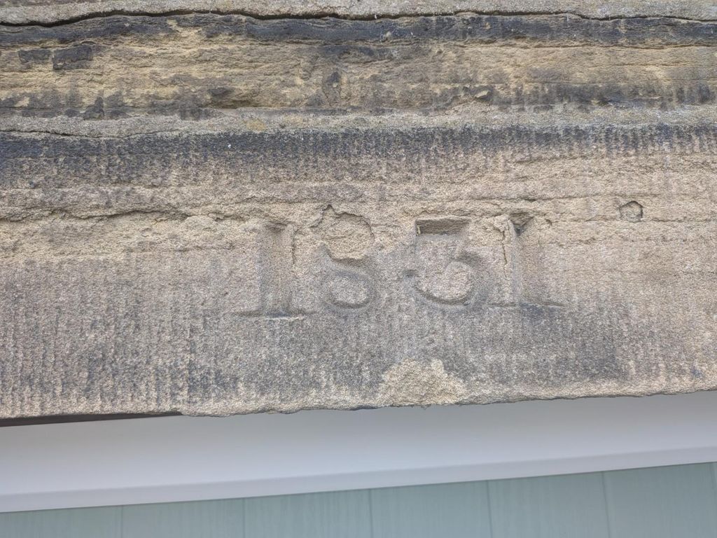 Property photo 2 of 14 Date.Jpg