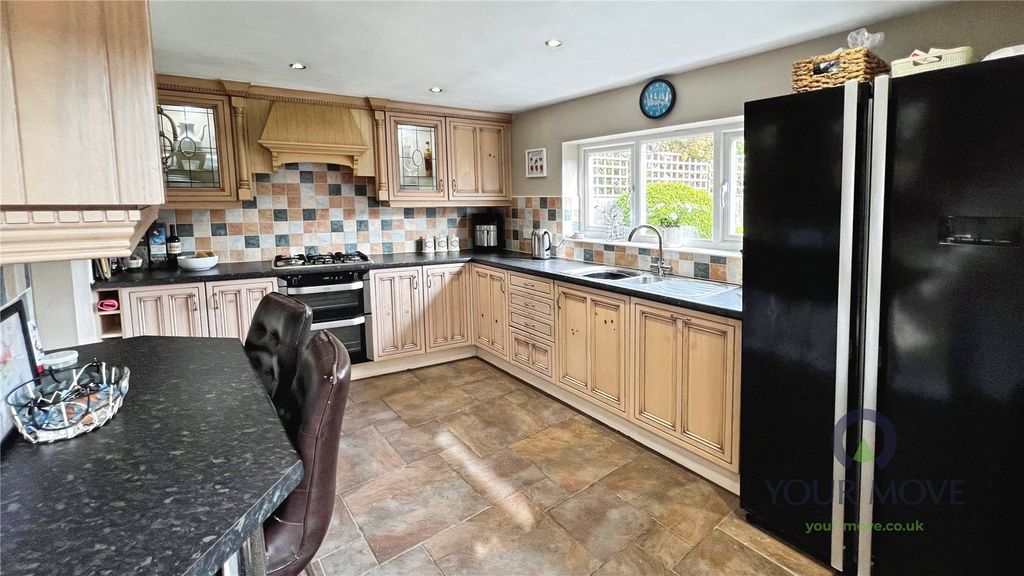 Property photo 2 of 16 Picture No. 01