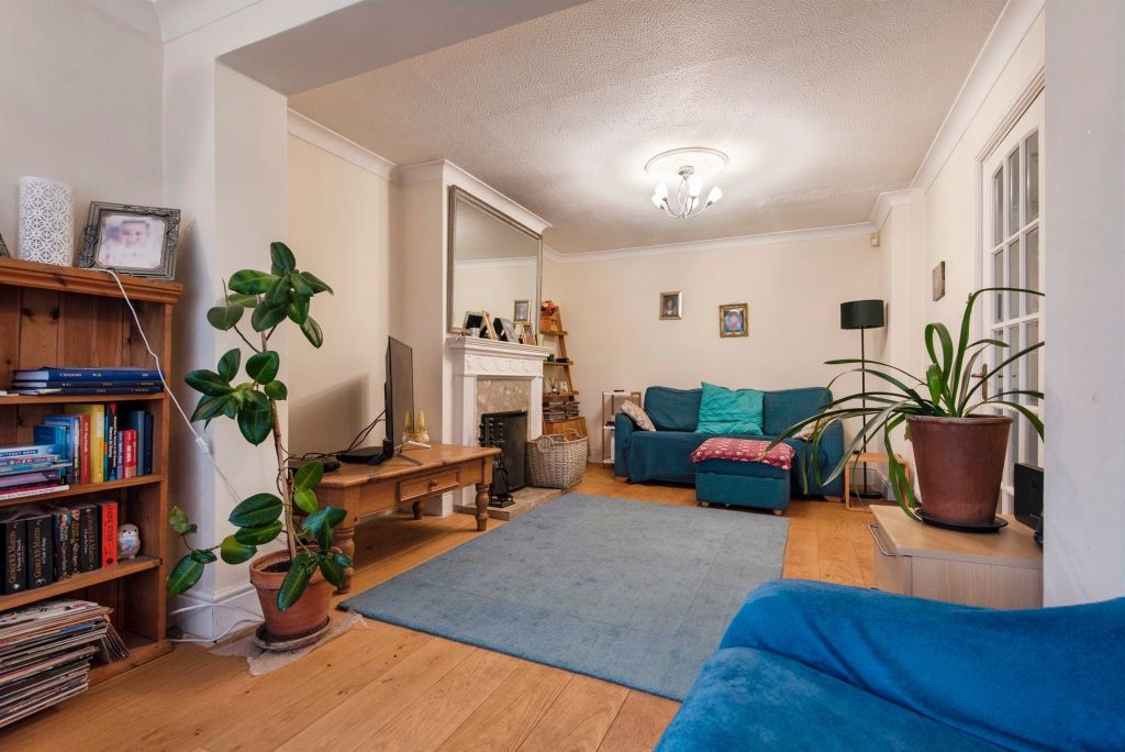 Property photo 2 of 15