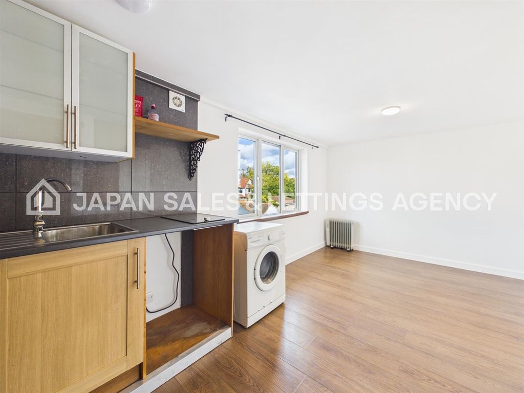 Property photo 1 of 4 Cam04401G0-Pr0173-Still002.Jpg