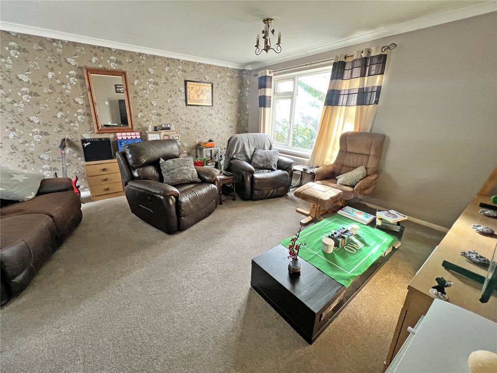 Property photo 3 of 10 Picture No. 11