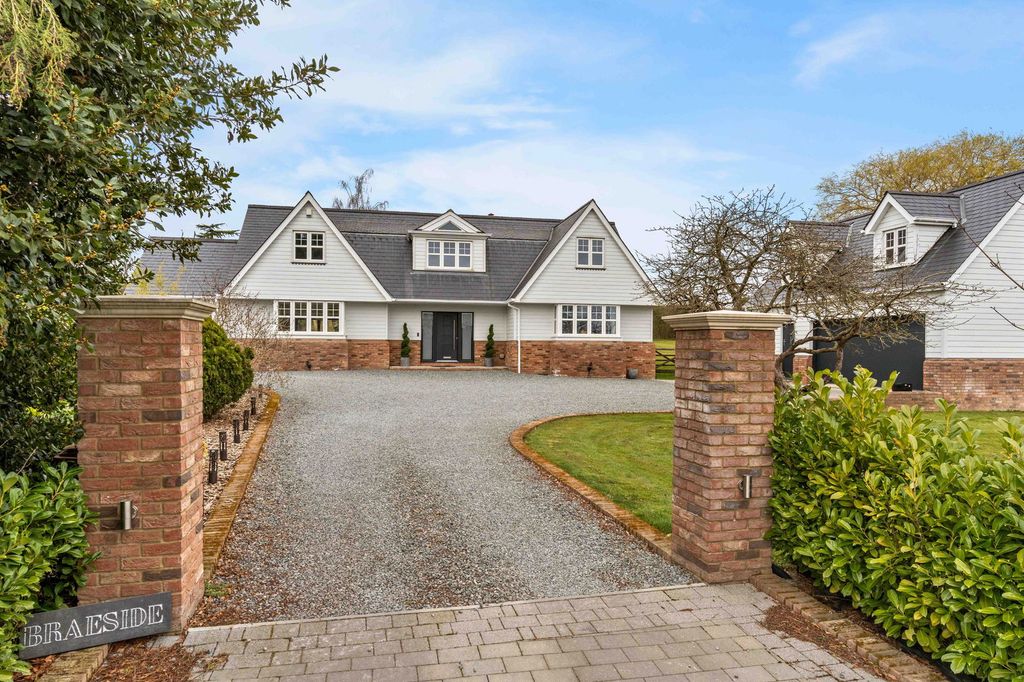 Property photo 1 of 72
