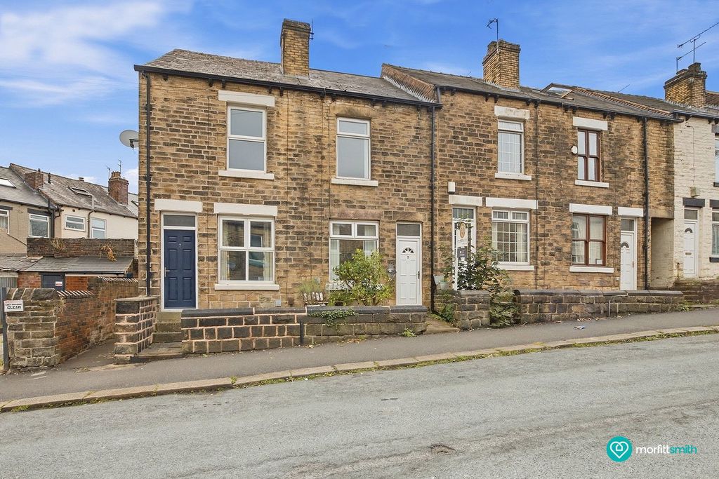 Property photo 2 of 24