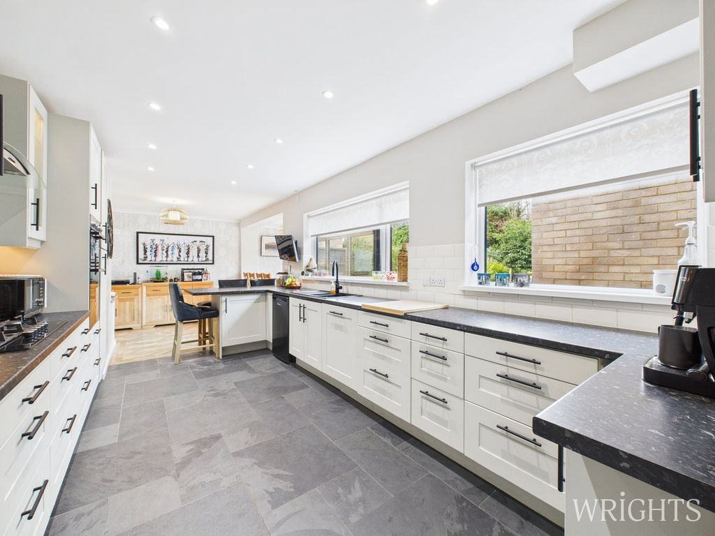 Property photo 3 of 24 Kitchen