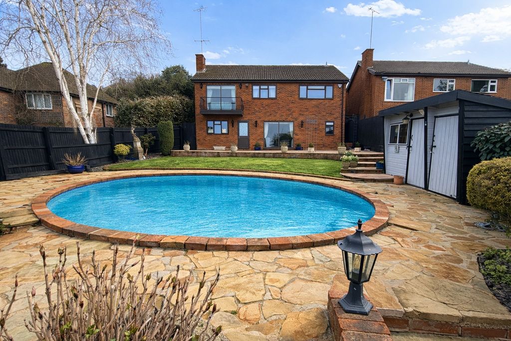 Property photo 1 of 21 4996320