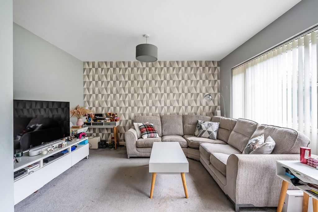 Property photo 2 of 14 Photo 2