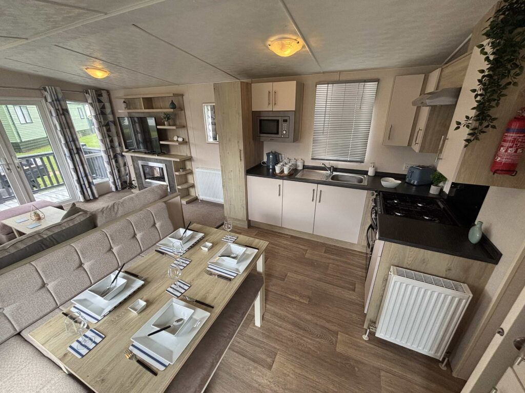 Property photo 2 of 8 2