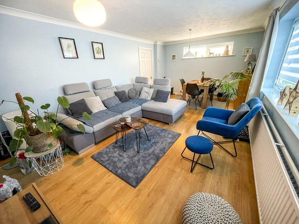 Property photo 3 of 18 Tlc_6A538B1B-4079-4A83-Ae86-d2A11B07Ef75_E9Da357.J