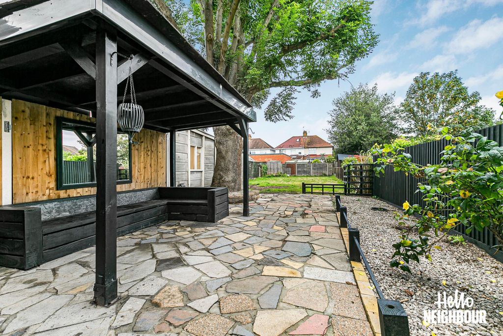 Property photo 1 of 15 Photo 0