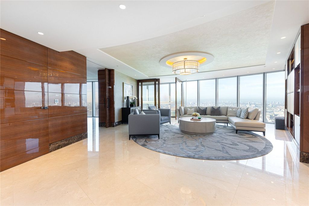 Property photo 1 of 16 Reception