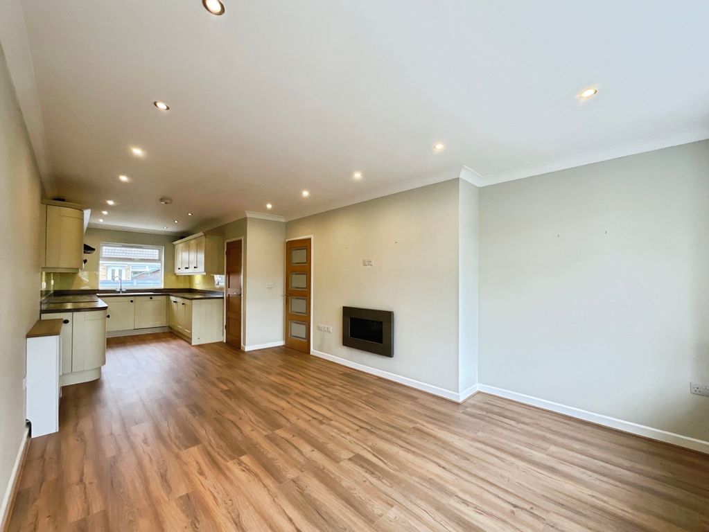 Property photo 2 of 15 627775E4-1-440C-883F-7A01381D70Eb-2574-0000011C5A920D01