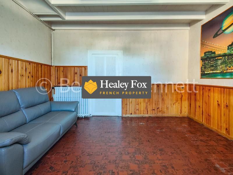 Property photo 3 of 18