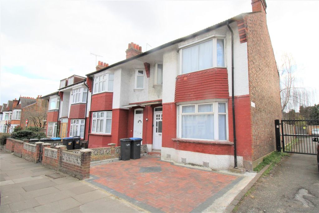 Property photo 1 of 11 Front Of Property