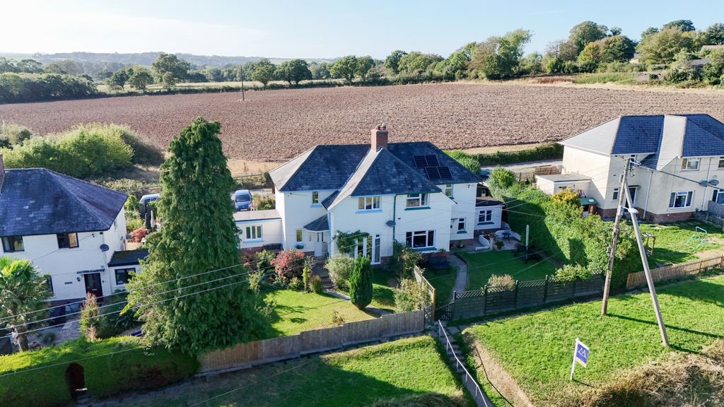 Property photo 1 of 19 Dji_20260905170427_0244_D