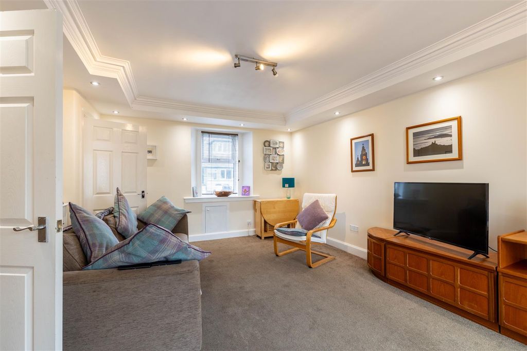 Property photo 3 of 29 52 Townhead, Auchterarder-46.Jpg