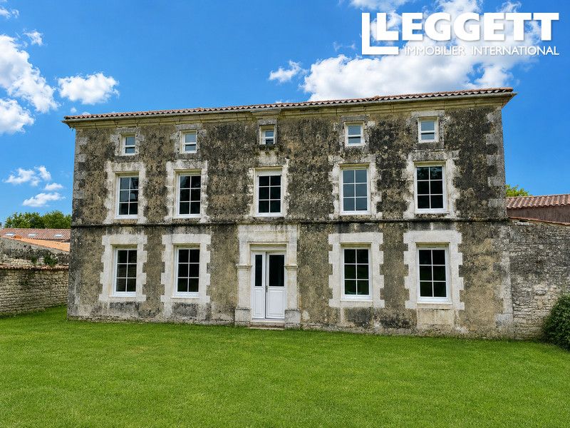 Property photo 1 of 10