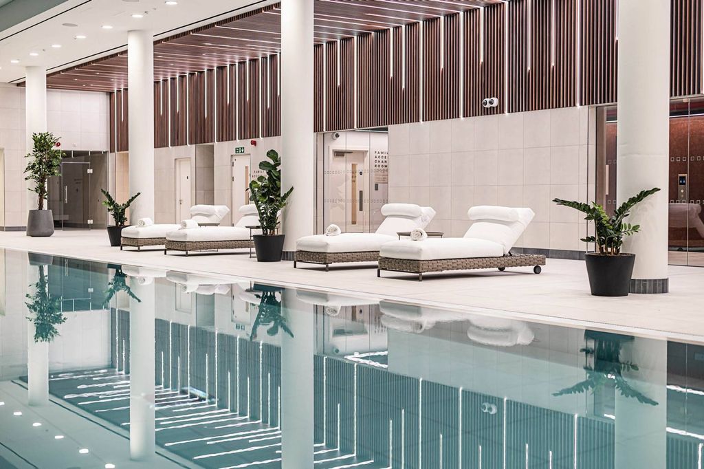 Property photo 2 of 22