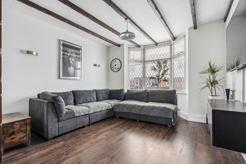 Property photo 2 of 13