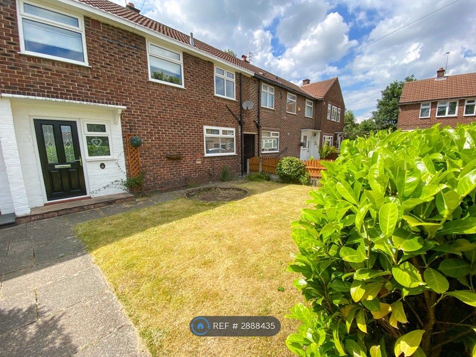 Property photo 1 of 19 Front Garden