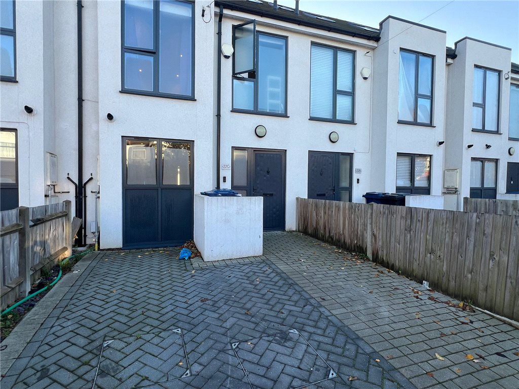 Property photo 1 of 15 Exterior