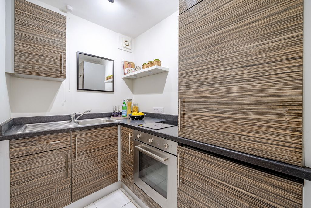 Property photo 2 of 20 1495839-19-6A5A1E...
