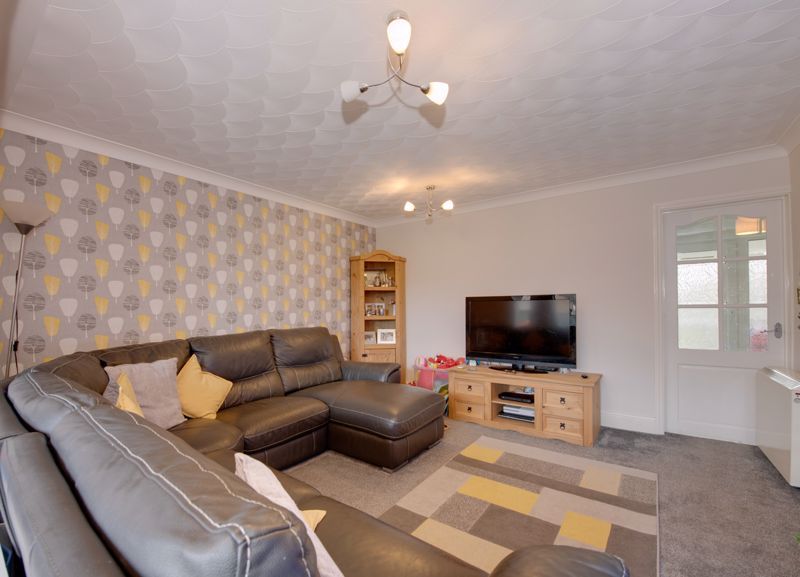 Property photo 3 of 11 Sitting Room