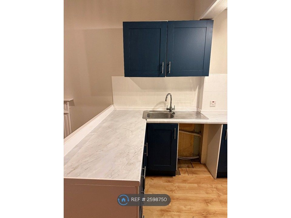 Property photo 3 of 31