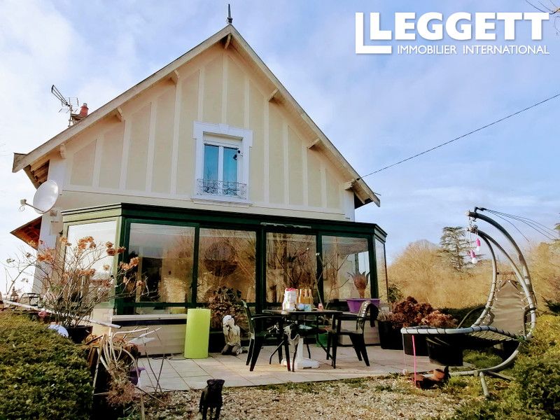 Property photo 1 of 10