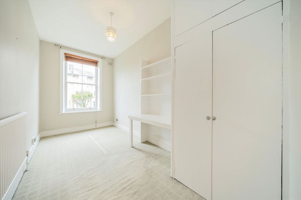 Property photo 3 of 5