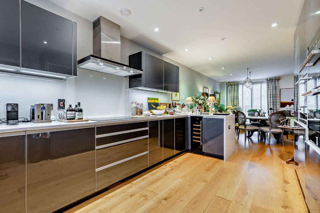 Additional image 10 of 4 bed terraced house for saleChandlers Wharf, Lewes, East Sussex BN7