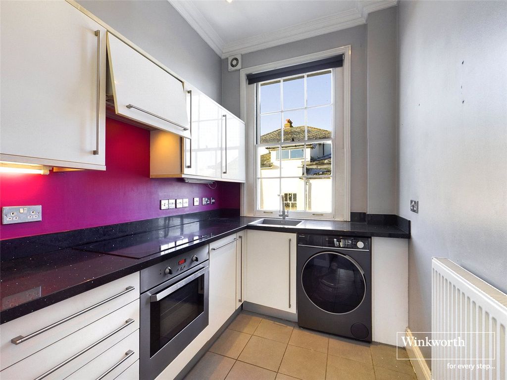 Property photo 3 of 12 Picture No. 16