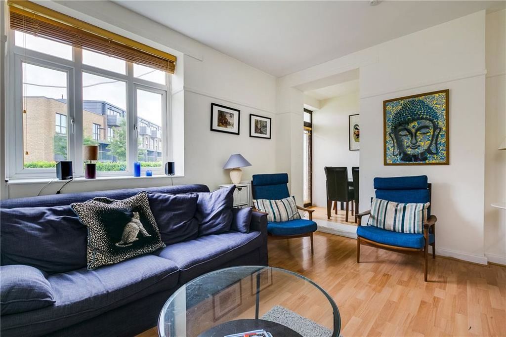 Property photo 2 of 8