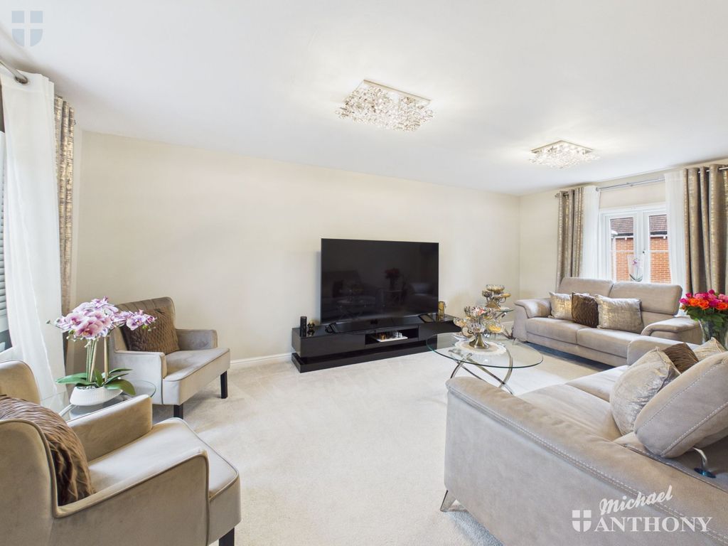 Property photo 2 of 17 Cam03852G0-Pr0615-Still007