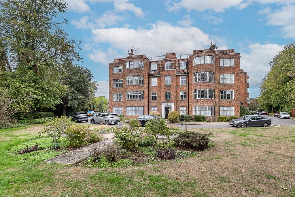 Property photo 1 of 14