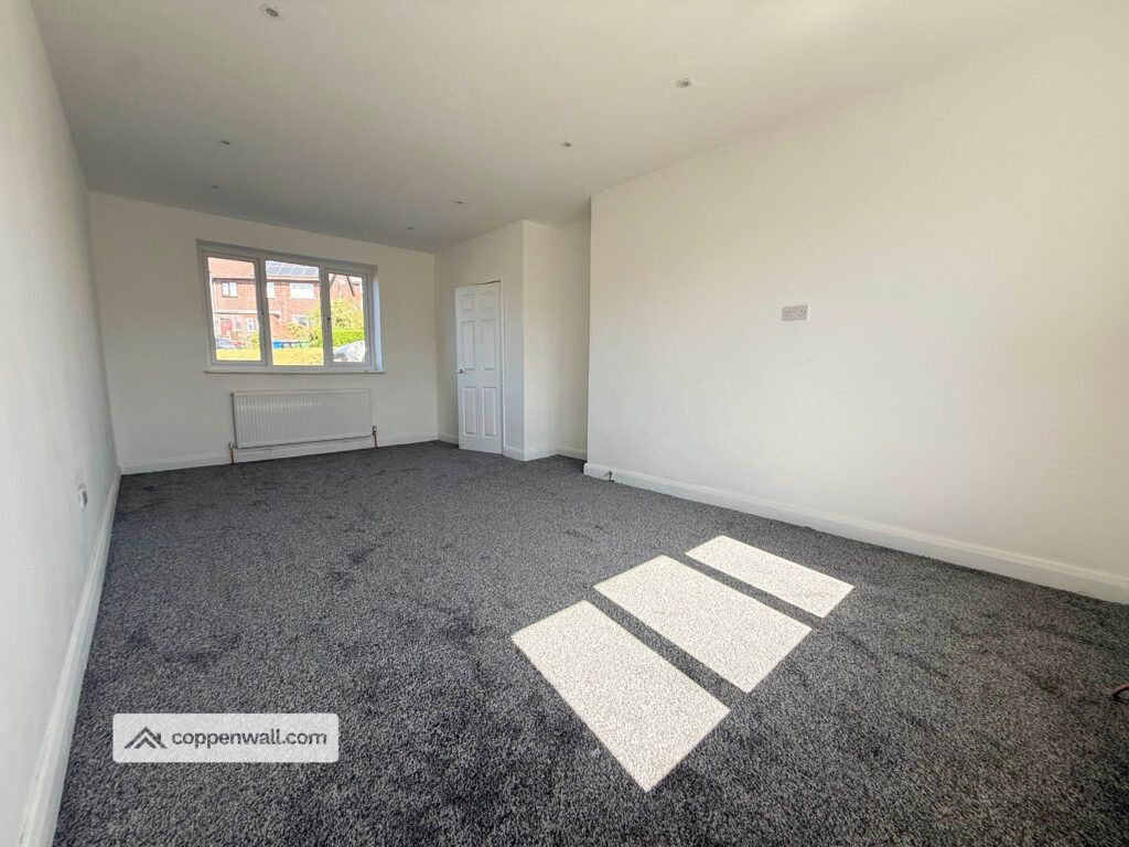 Property photo 2 of 30