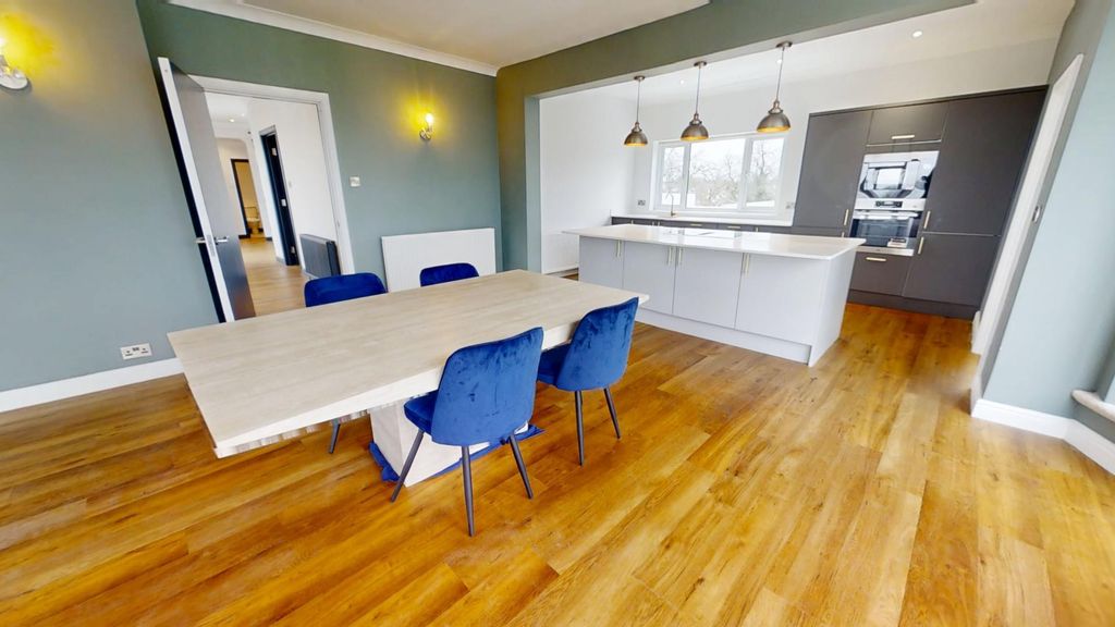 Property photo 3 of 32 Dining